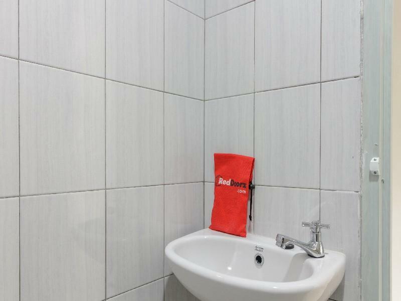 Reddoorz @ Cipete Raya Jacarta Exterior foto